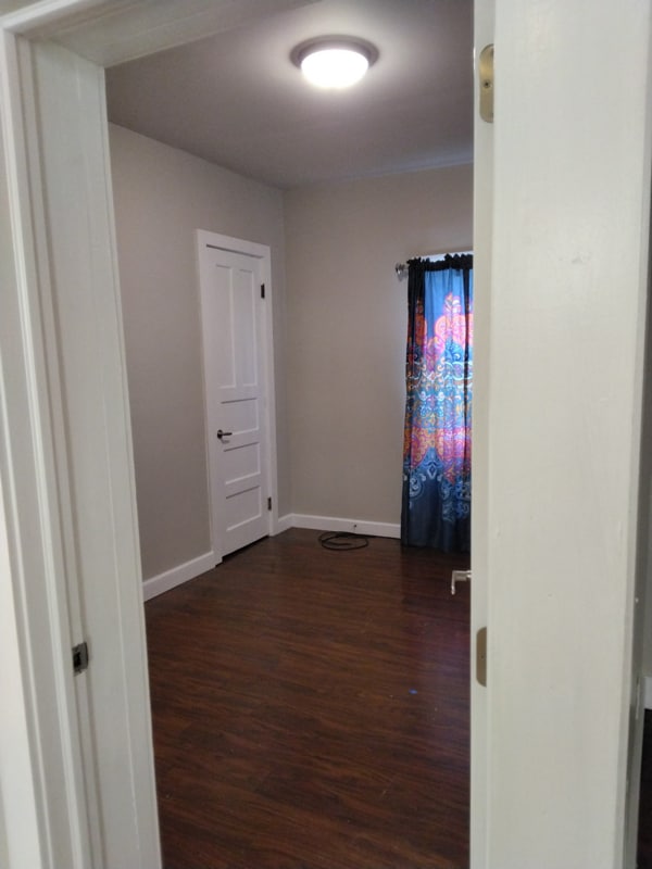 Building Photo - 37 Holland Pl