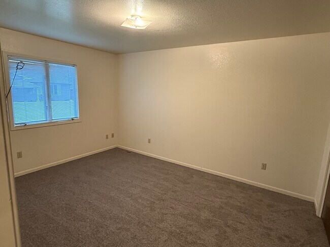 dormitorio 1 - 3091 Saint Johns Ave