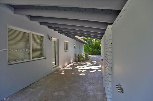 Building Photo - 3 br, 2 bath House - 1264 Milan Ave