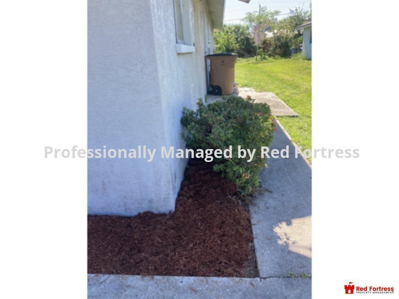 Foto principal - 13915 First St