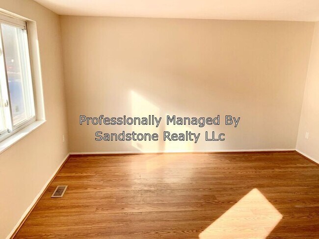 Foto del edificio - 2 Bedroom Townhouse