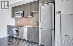 Photo du bâtiment - 18 Rean Dr