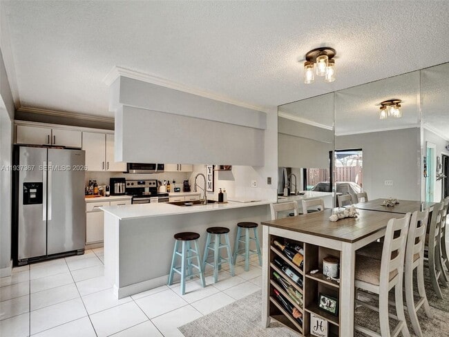 Photo - 11861 SW 9th Manor House