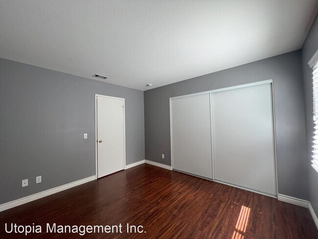 Foto del edificio - 4 br, 3 bath House - 4806 Carbine Way