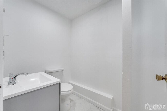 Foto del edificio - 180 Main St