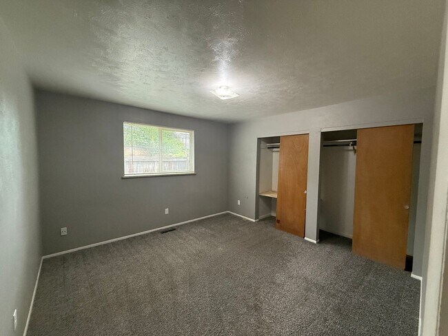 Foto del edificio - 640 S 40th St