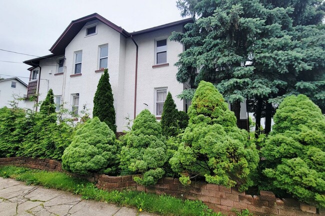 Photo - 86 E Fort Lee Rd Apartment