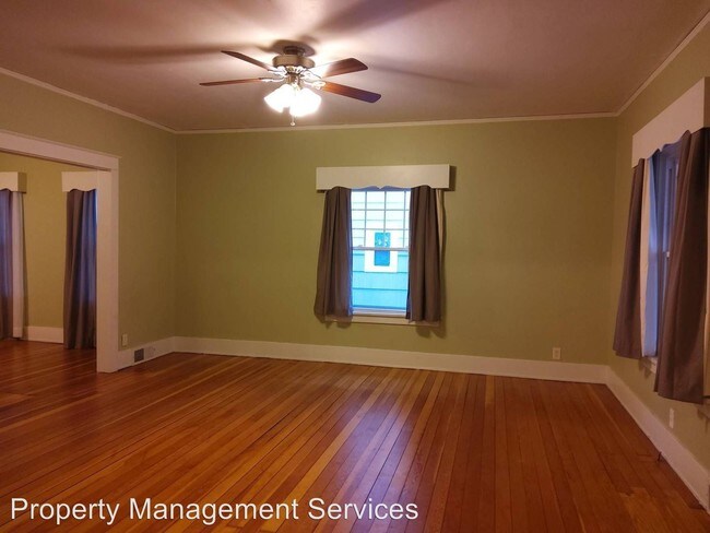 Building Photo - 2 br, 1 bath House - 410 Niles Ave