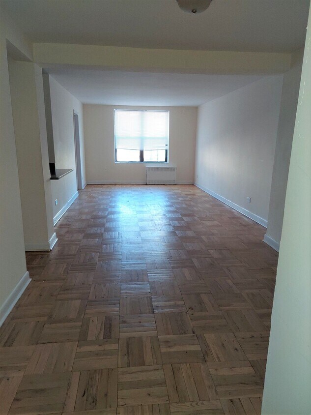 Foto principal - 134-20 87th Ave