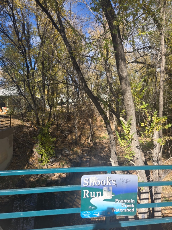 Foto del edificio - 630 E St Vrain St