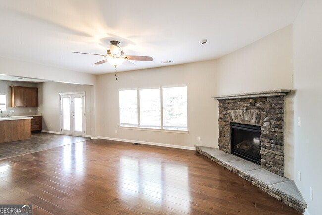Building Photo - 3122 Normandy Ridge NW