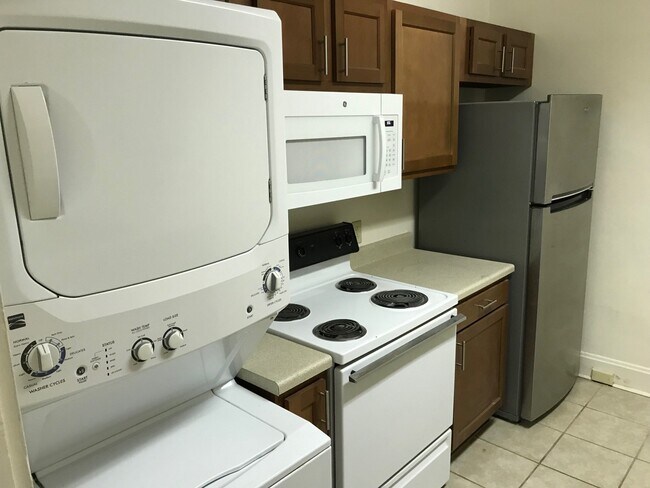 Foto del edificio - 616 John Marshall Dr