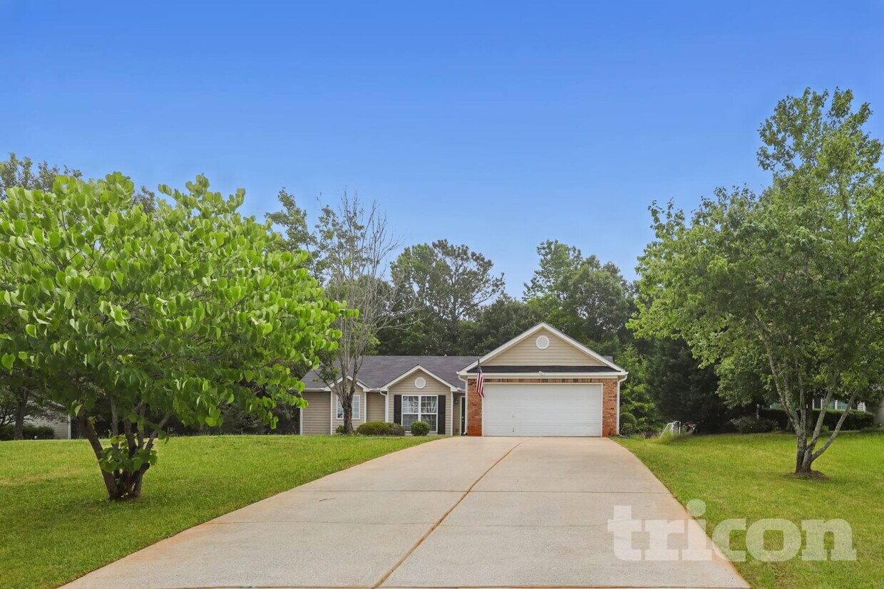 Primary Photo - 1049 Octavia Ct