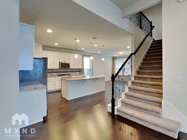 Building Photo - 14000 Osmarea Dr