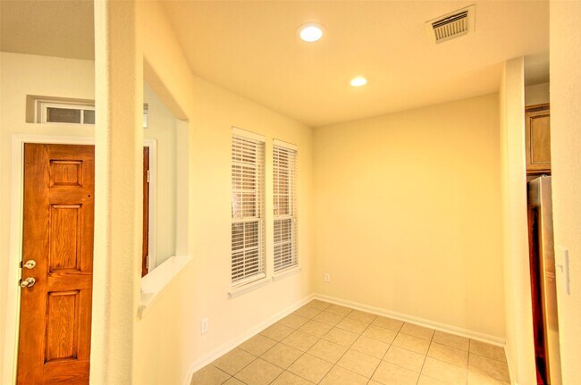 Foto del edificio - 1139 Glenwood Canyon Ln