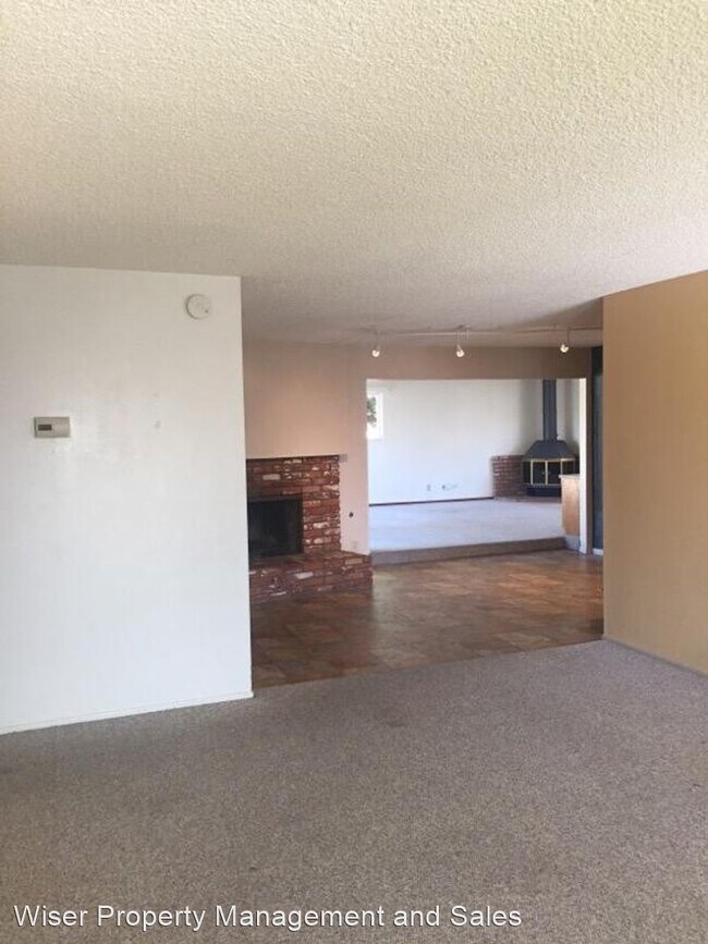 Foto del edificio - 3 br, 2 bath House - 320 Barrington Place