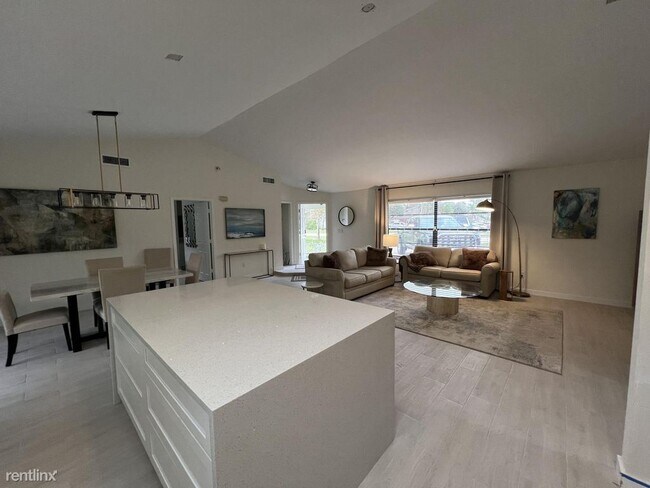 Building Photo - 3 br, 2 bath House - 1507 Hollyhock Rd