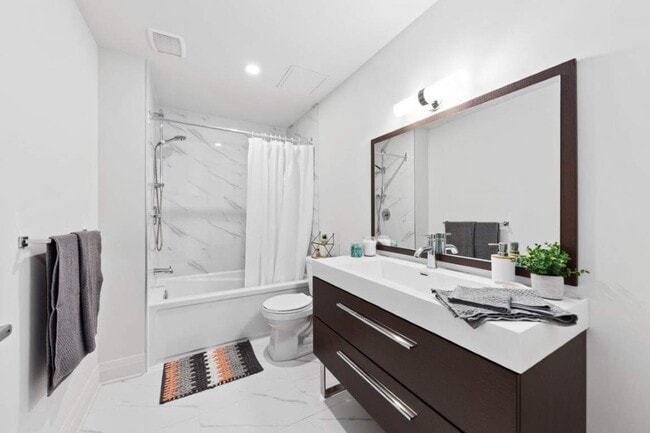 Building Photo - Le Montefiore