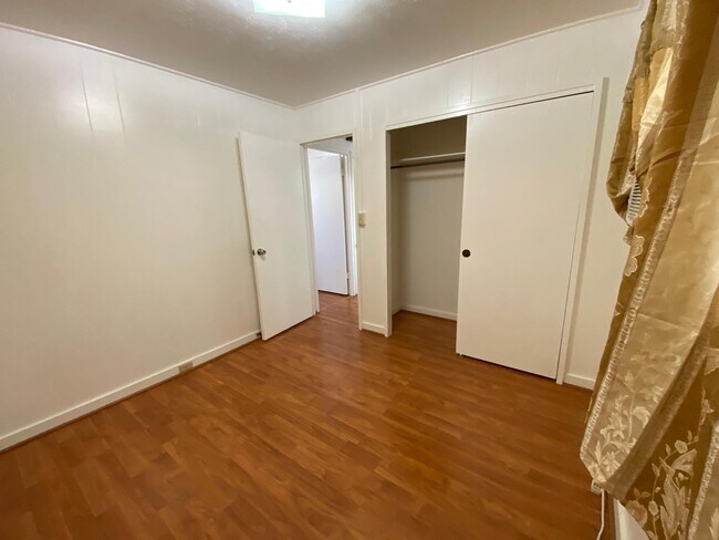 Foto del edificio - 1737 Fern St