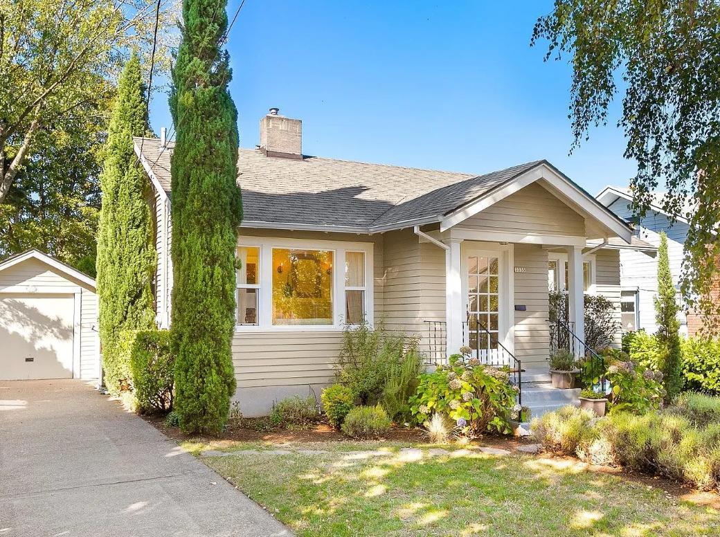 Foto principal - 3335 NE 52nd Ave