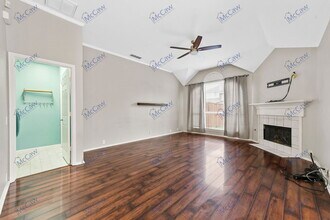 Building Photo - 6603 Fairlawn Dr