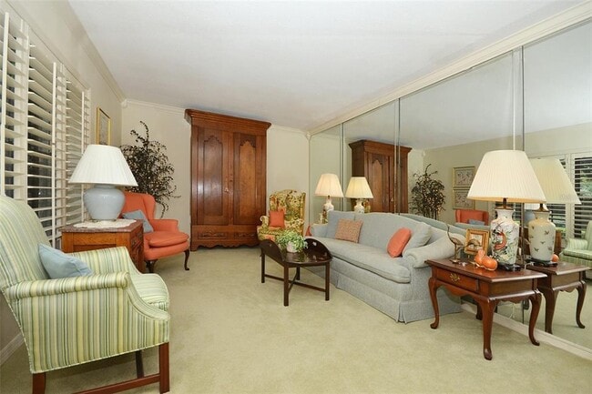 Foto del edificio - 1406 Magna Ct