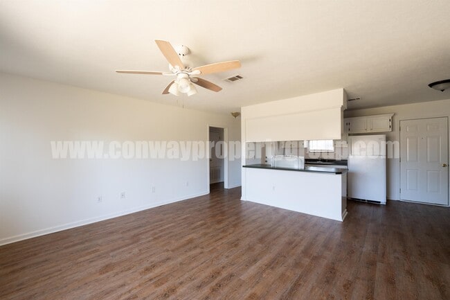 Building Photo - 1275 Joyner Dr