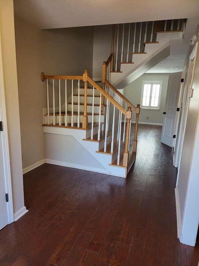 Building Photo - Verner/Northridge school zone.  3 bedroom,...