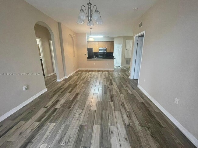 Building Photo - 8630 Buccilli Dr