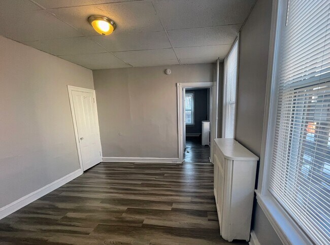 Foto del edificio - 1242 W Allegheny Ave