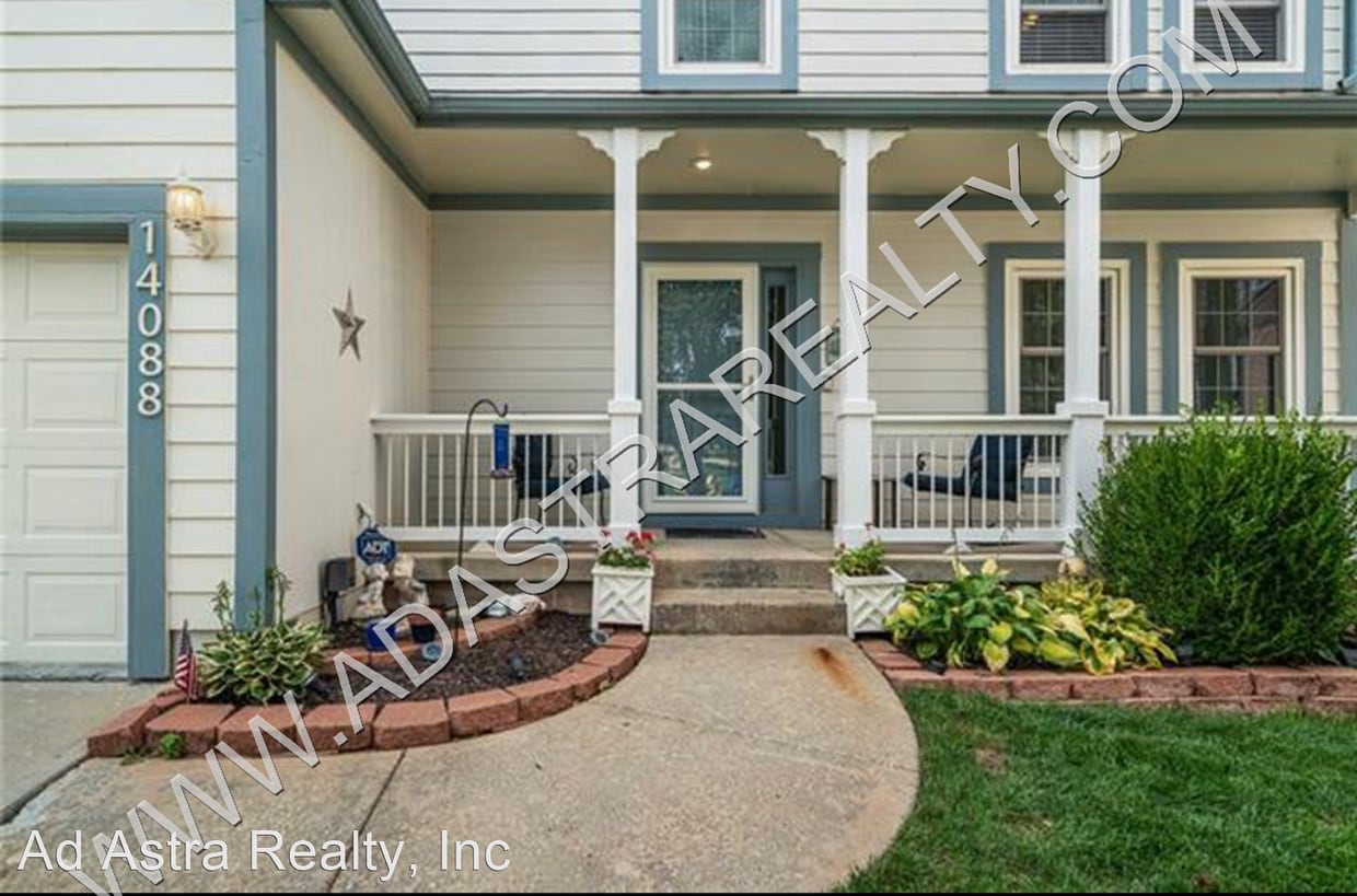 14088 W 150th Terrace, Olathe, KS 66062 House Rental in Olathe, KS