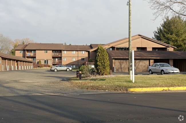 Building Photo - Creekside Apartments