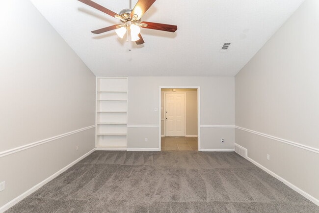 Building Photo - 2969 Forest Edge Dr