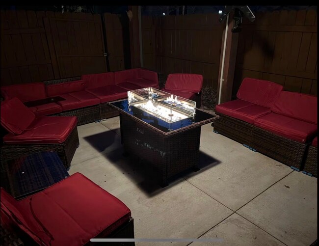 Building Photo - 10106 W Jamesburg St