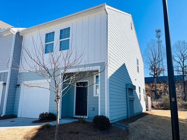 Building Photo - ***MOVE IN SPECIAL -$500 OF FIRST 2 MONTHS RENT WITH A MARCH 31ST OR SOONER MOVE IN DATE***Welcom...