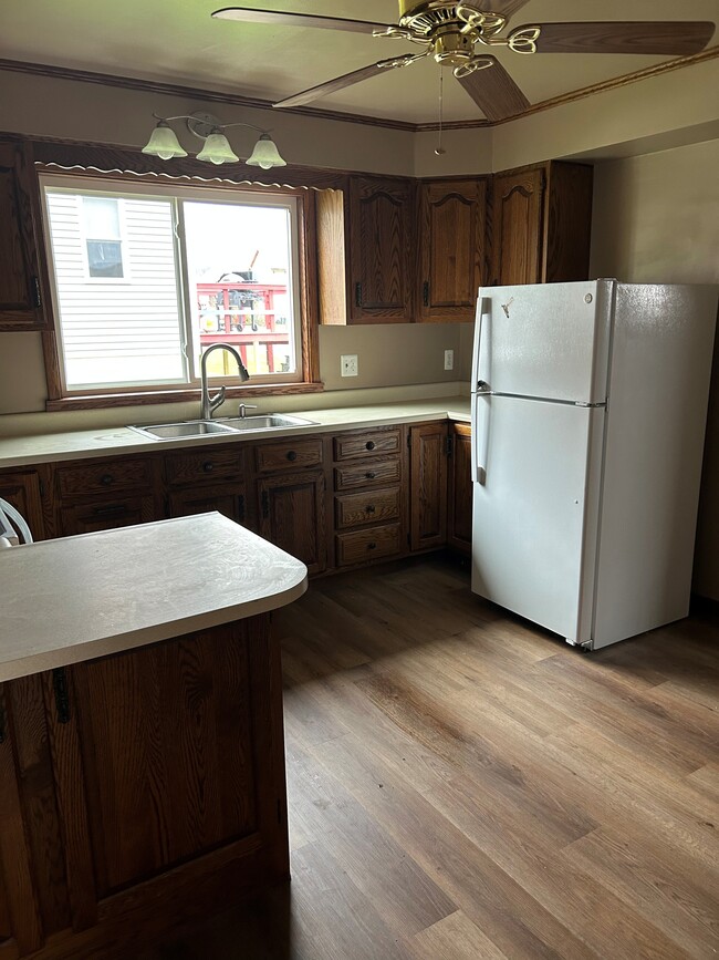 Foto del edificio - 218 Central Ave