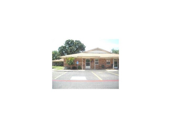 Building Photo - 213 Val Verde