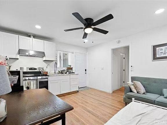Foto del edificio - 15221 Willard St