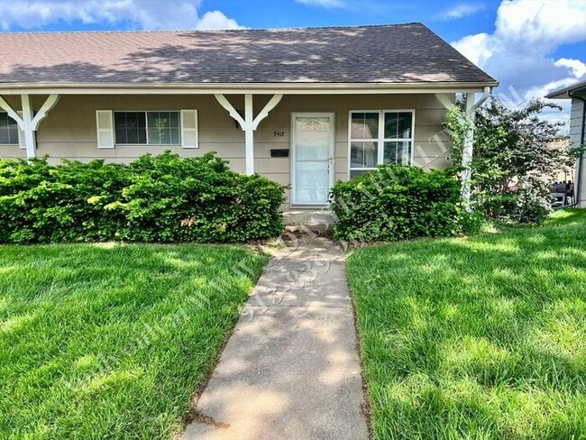 Foto del edificio - Awesome 2 Bedroom Duplex in Overland Park-...