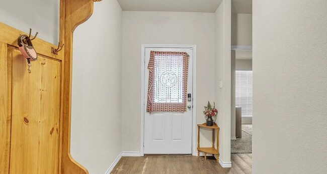 Building Photo - 6227 Lavaca Dr
