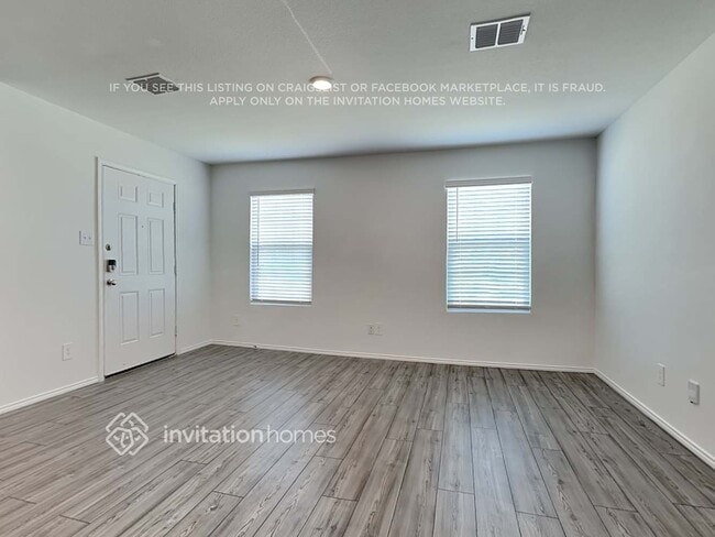 Foto del edificio - 3214 Crestone Dr