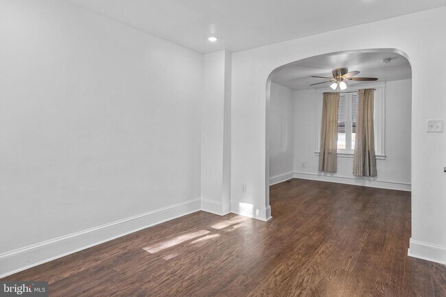 Building Photo - 3057 N Bambrey St