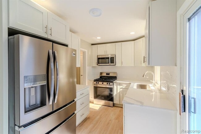 Foto del edificio - 1517 W Saratoga St