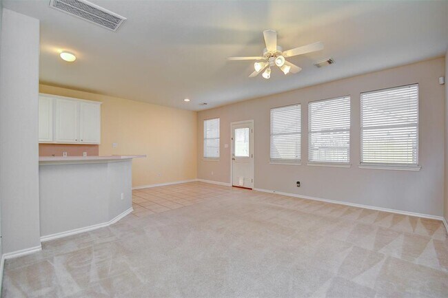 Foto del edificio - 5723 Vinemont Ln