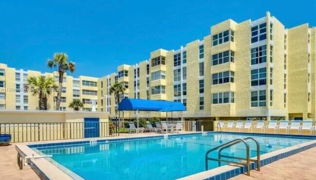 Foto del edificio - 4700 Ocean Beach Blvd