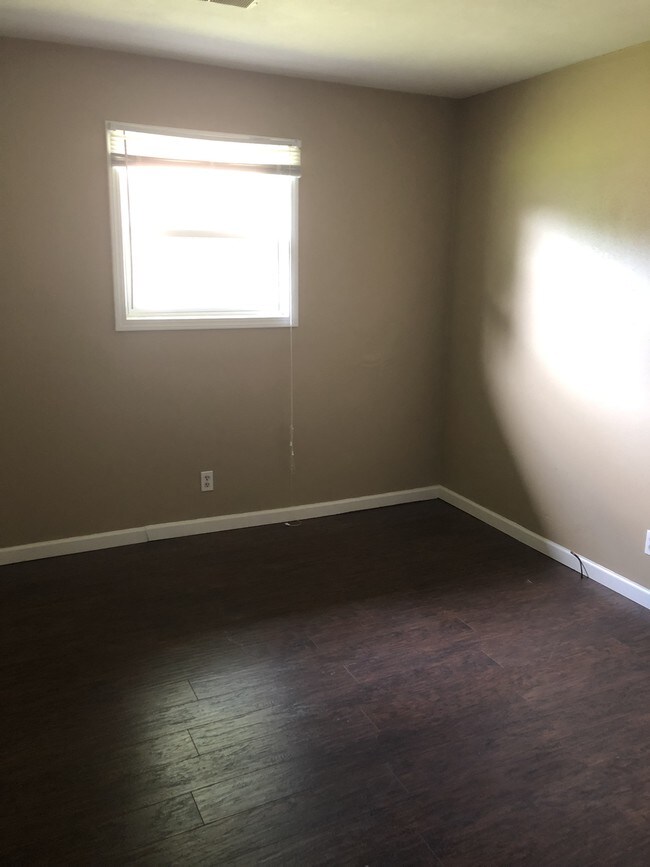 31 Kinney Dr, Belleville, IL 62221 Townhome Rentals in Belleville IL