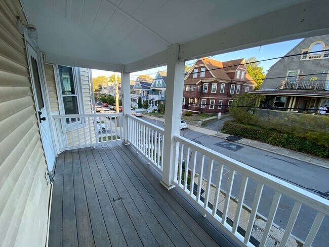 Building Photo - 71-73 Hall Ave