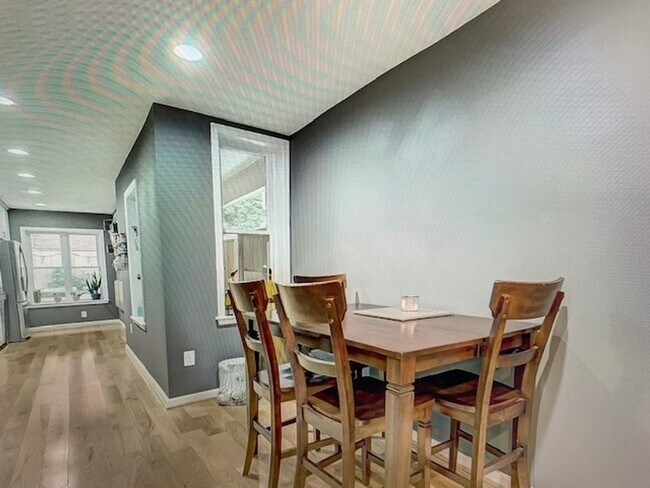 Foto del edificio - Fed Hill Luxury Townhome  ROOFTOP DECKS!