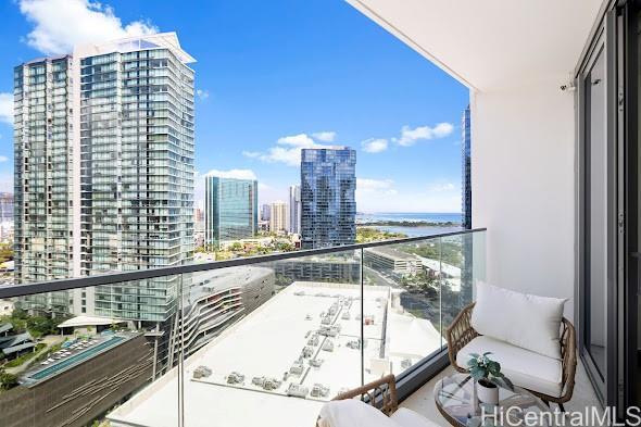 Building Photo - 1000 Auahi St