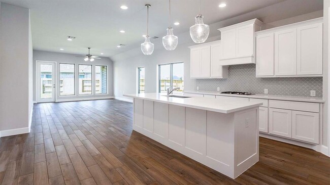 Building Photo - 20923 Cypress Heights Dr